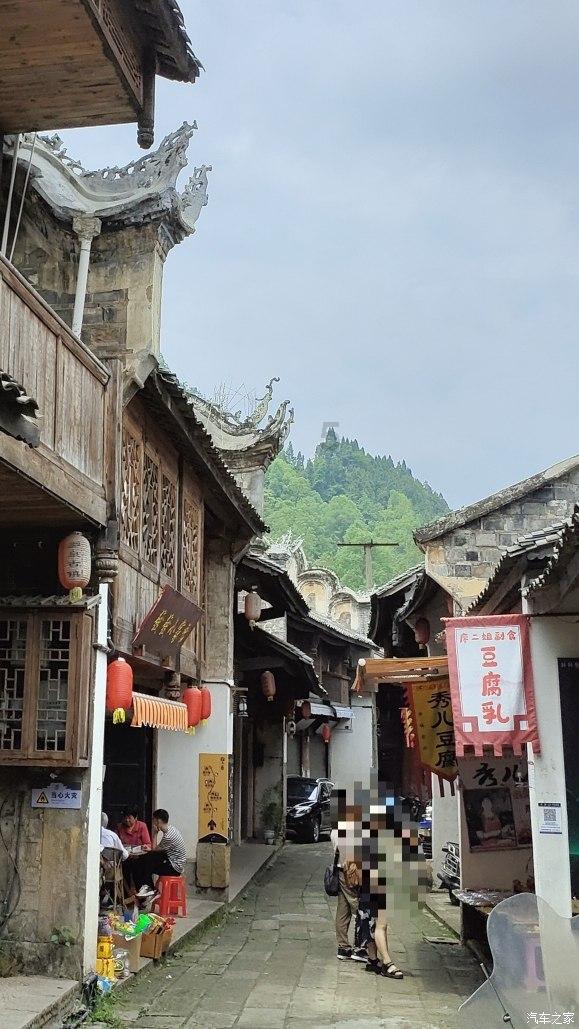 国潮与汉服两者之间有什么关系?你喜欢汉服吗?-都市报-问答平台